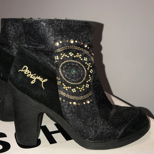 Desigual Suede Non-slip Rubber Sole Ankle Boots